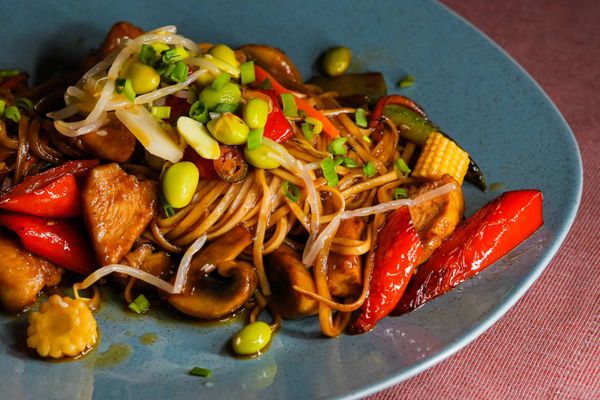 Noodles cu Pui